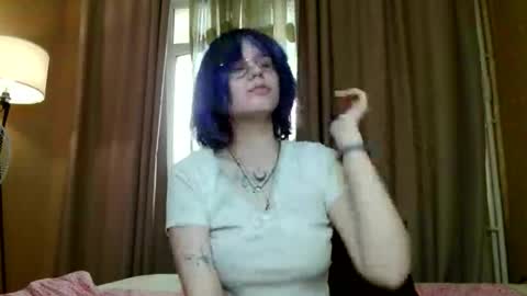 avaobierne online show from 05-15-26, 06:31
