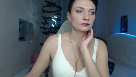 avasaturnian online show from 10-11-25, 12:26