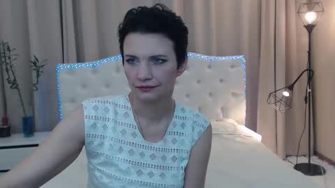 Snapshot of avasaturnian chatting on 02-28-26, 11:00 avasaturnian online show from 02-28-26, 11:00
