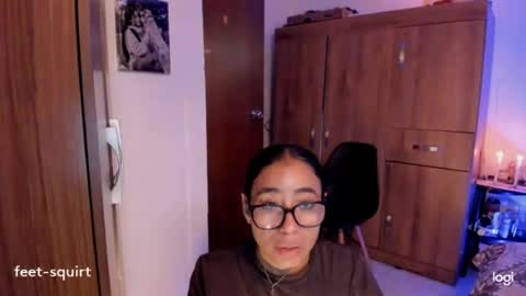 Snapshot of ave_fenix69 chatting on 06-30-26, 01:39 Valery -- online show from 06-30-26, 01:39
