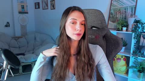 Avie online show from 01-08-25, 03:28