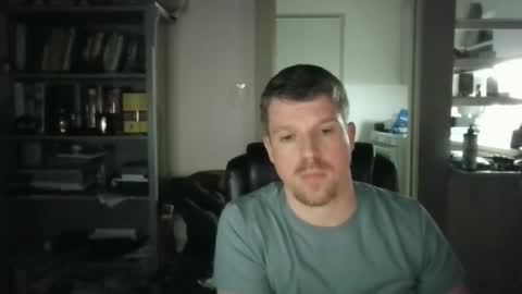 Snapshot of avenger8248 chatting on 01-29-25, 07:04 Avenger online show from 01-29-25, 07:04