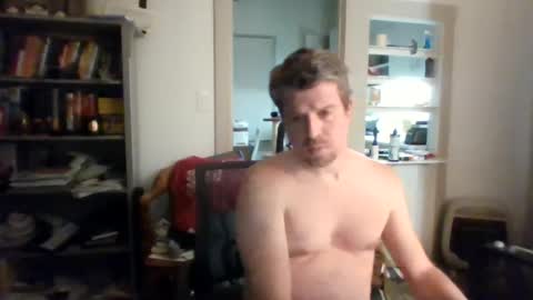 Snapshot of avenger8248 chatting on 10-12-25, 02:54 Avenger online show from 10-12-25, 02:54