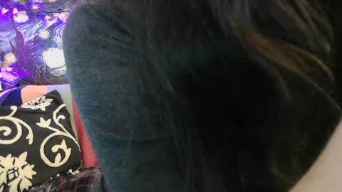 raven blue online show from 11-20-25, 05:51