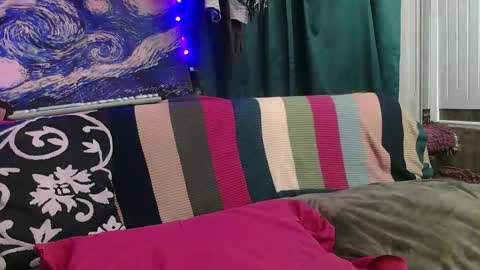 raven blue online show from 02-01-26, 06:23