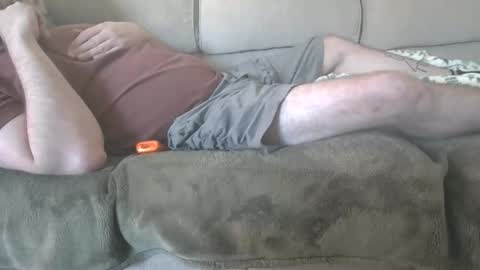 average_stag online show from 05-10-26, 07:41