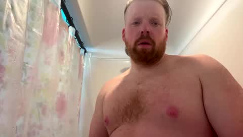 Snapshot of averagedan90 chatting on 12-24-24, 02:22 Dan online show from 12-24-24, 02:22