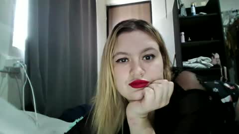 Avery Doll online show from 06-23-26, 06:06