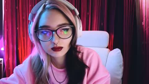 Avriel online show from 02-15-25, 02:47