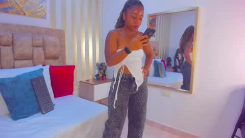 AVIS  online show from 11-12-25, 06:19