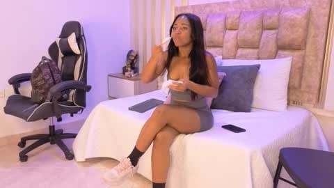 AVIS  online show from 11-29-25, 08:23