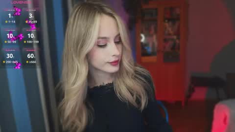 Snapshot of aviva_faith chatting on 05-17-26, 07:32 Aviva online show from 05-17-26, 07:32