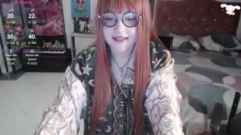 Abril online show from 10-15-25, 02:22