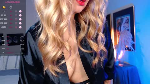 Avrill Morgan online show from 12-06-24, 01:51