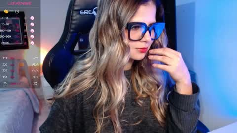 Avrill Morgan online show from 10-07-25, 07:11