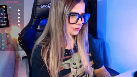 Avrill Morgan online show from 10-19-25, 03:56