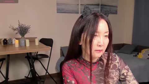 Avrora online show from 11-12-25, 01:44