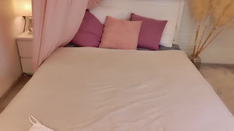 aweryuwu online show from 02-21-26, 03:24