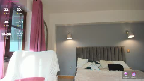 Jolie online show from 03-18-26, 05:54