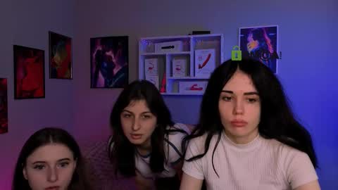 monica online show from 10-12-25, 09:30