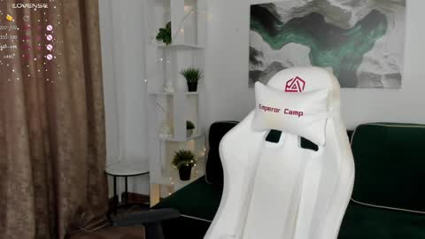 Emily online show from 02-28-25, 03:15