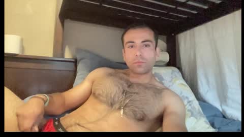 Snapshot of axel101101 chatting on 06-06-26, 02:22 Axel Palacios online show from 06-06-26, 02:22