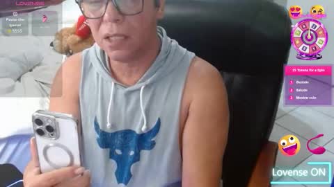 Snapshot of axel264 chatting on 02-22-26, 02:34 Alex online show from 02-22-26, 02:34