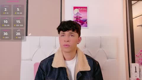 Axel Evanss online show from 04-08-26, 01:11