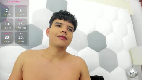 Axel Forte online show from 11-25-25, 04:51