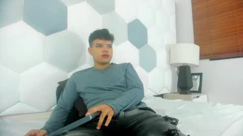 Snapshot of axel_forte chatting on 04-22-26, 01:56 Axel Forte online show from 04-22-26, 01:56