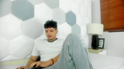 Snapshot of axel_forte chatting on 04-25-26, 03:09 Axel Forte online show from 04-25-26, 03:09
