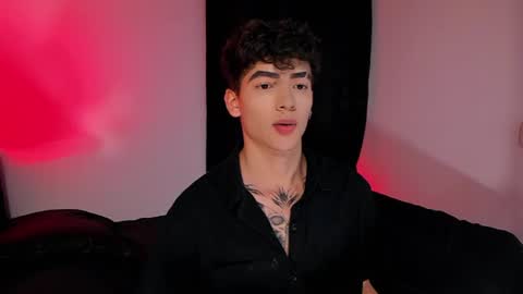 Axel online show from 06-17-26, 12:35