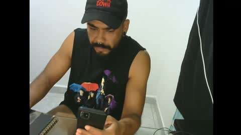 Snapshot of axel_mason chatting on 01-29-25, 06:33 Axel online show from 01-29-25, 06:33