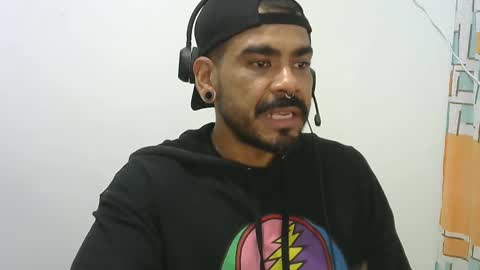 Snapshot of axel_mason chatting on 02-09-25, 05:40 Axel online show from 02-09-25, 05:40