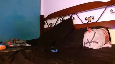 Snapshot of axel_mason chatting on 12-03-25, 04:42 Axel online show from 12-03-25, 04:42