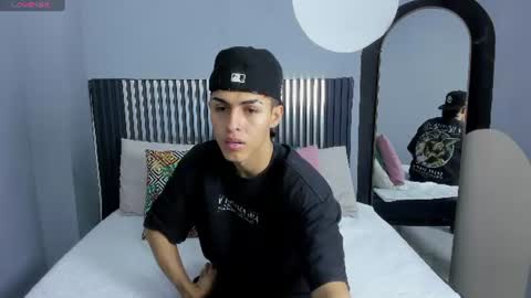 A X E L  online show from 07-04-26, 07:53