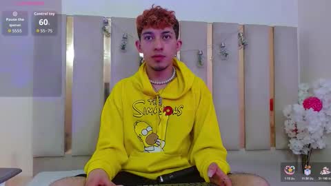 Snapshot of axel_tay1 chatting on 10-20-25, 04:02 AXEL online show from 10-20-25, 04:02