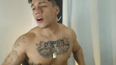 INDEPENDENT MODEL  online show from 02-20-25, 08:47