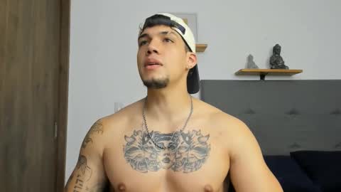 INDEPENDENT MODEL  online show from 10-16-25, 07:37