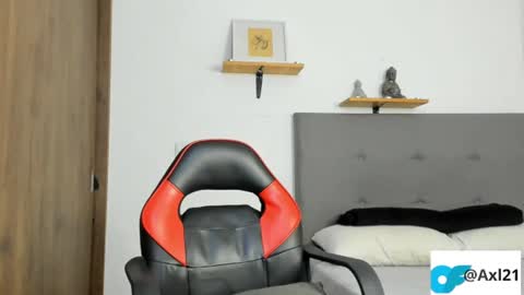 INDEPENDENT MODEL  online show from 07-07-26, 04:26
