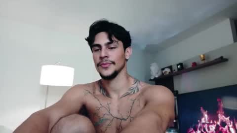 Snapshot of axelblack7 chatting on 05-15-26, 08:32 axelblack7 online show from 05-15-26, 08:32