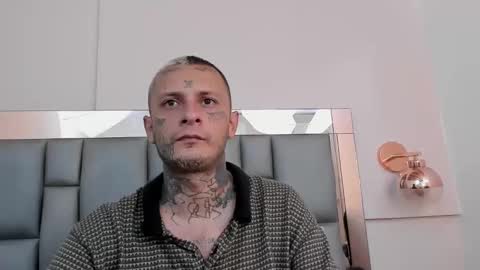    online show from 01-10-25, 08:04