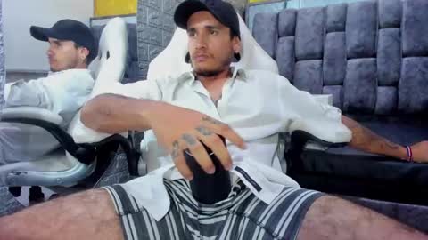 Axell Cross2 online show from 02-19-25, 12:03