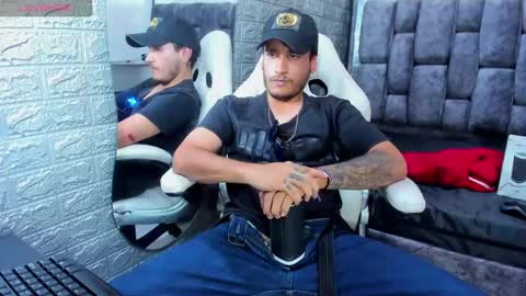 Axell Cross2 online show from 02-20-25, 07:41