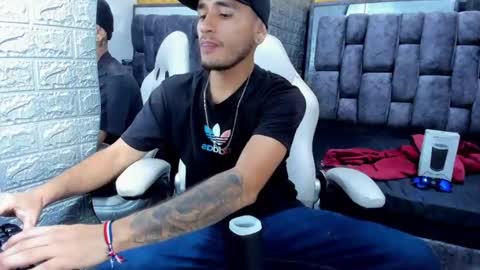 Axell Cross2 online show from 02-27-25, 01:05