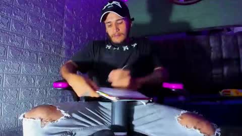 Axell Cross2 online show from 12-18-25, 07:53