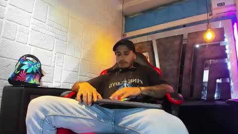 Axell Cross2 online show from 03-24-26, 12:04