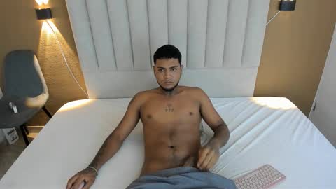 Axell online show from 03-11-26, 11:27