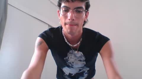 Axel  online show from 02-15-25, 08:33