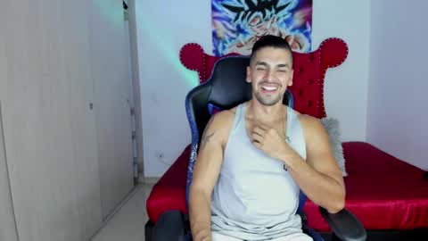 Axel online show from 04-14-26, 10:16